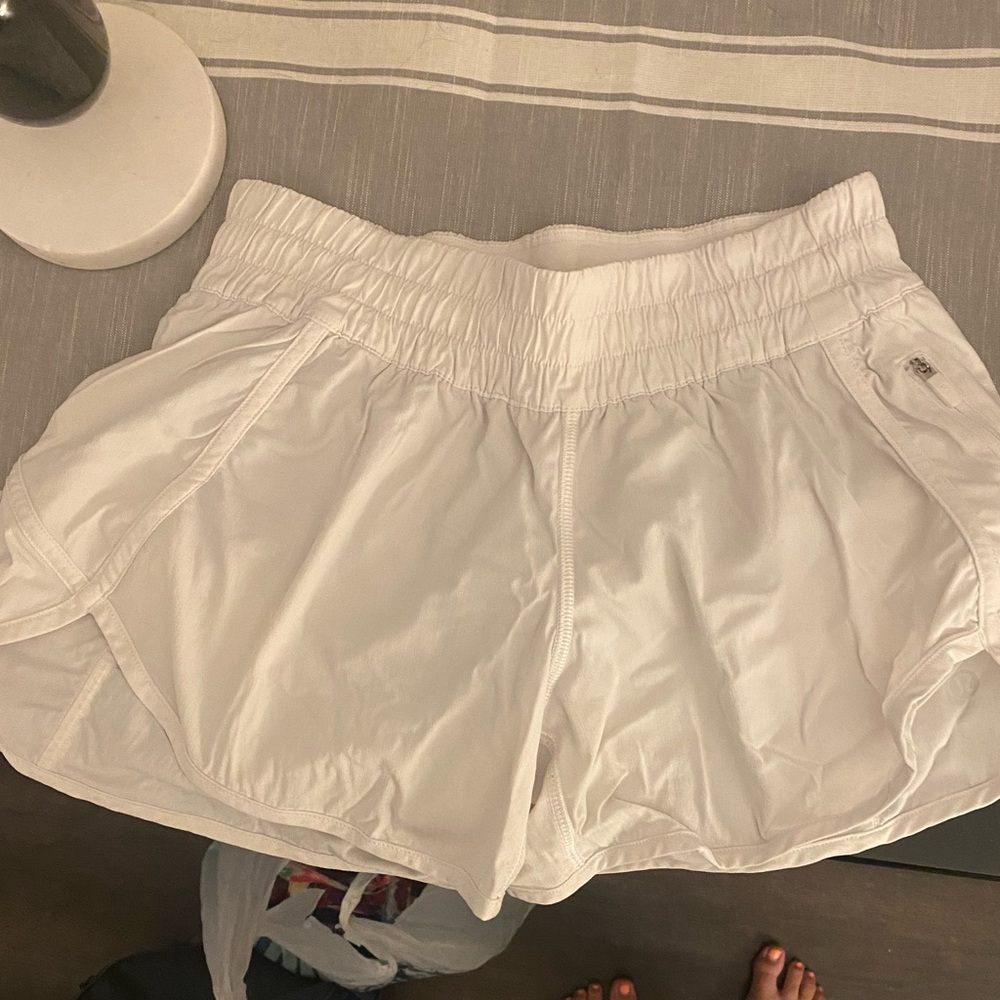 Lululemon shorts 6”